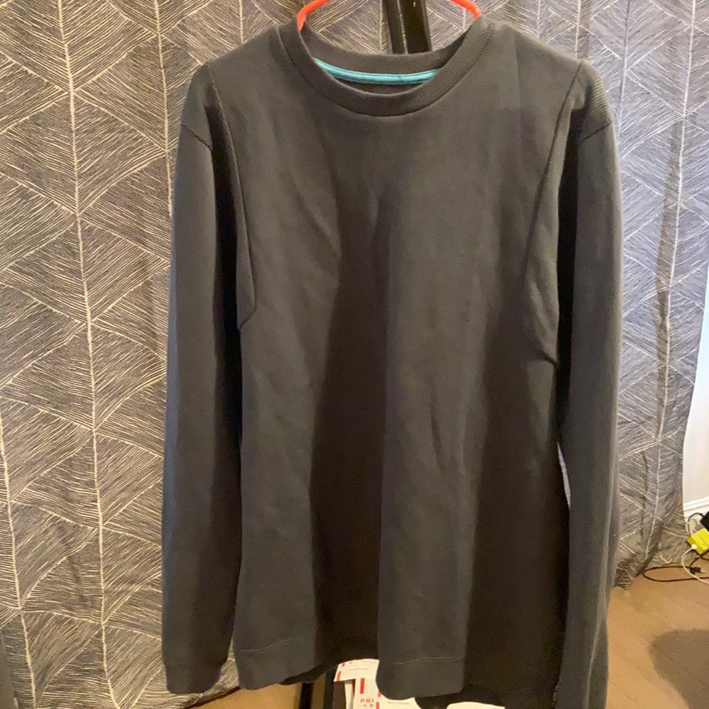 Adidas Originals crew neck sweatshirt. Men’s XL